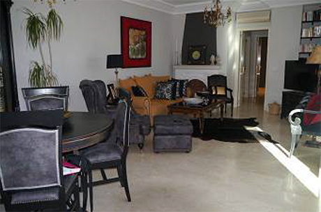  Lejlighed til salg i Calahonda på Costa del Sol living room